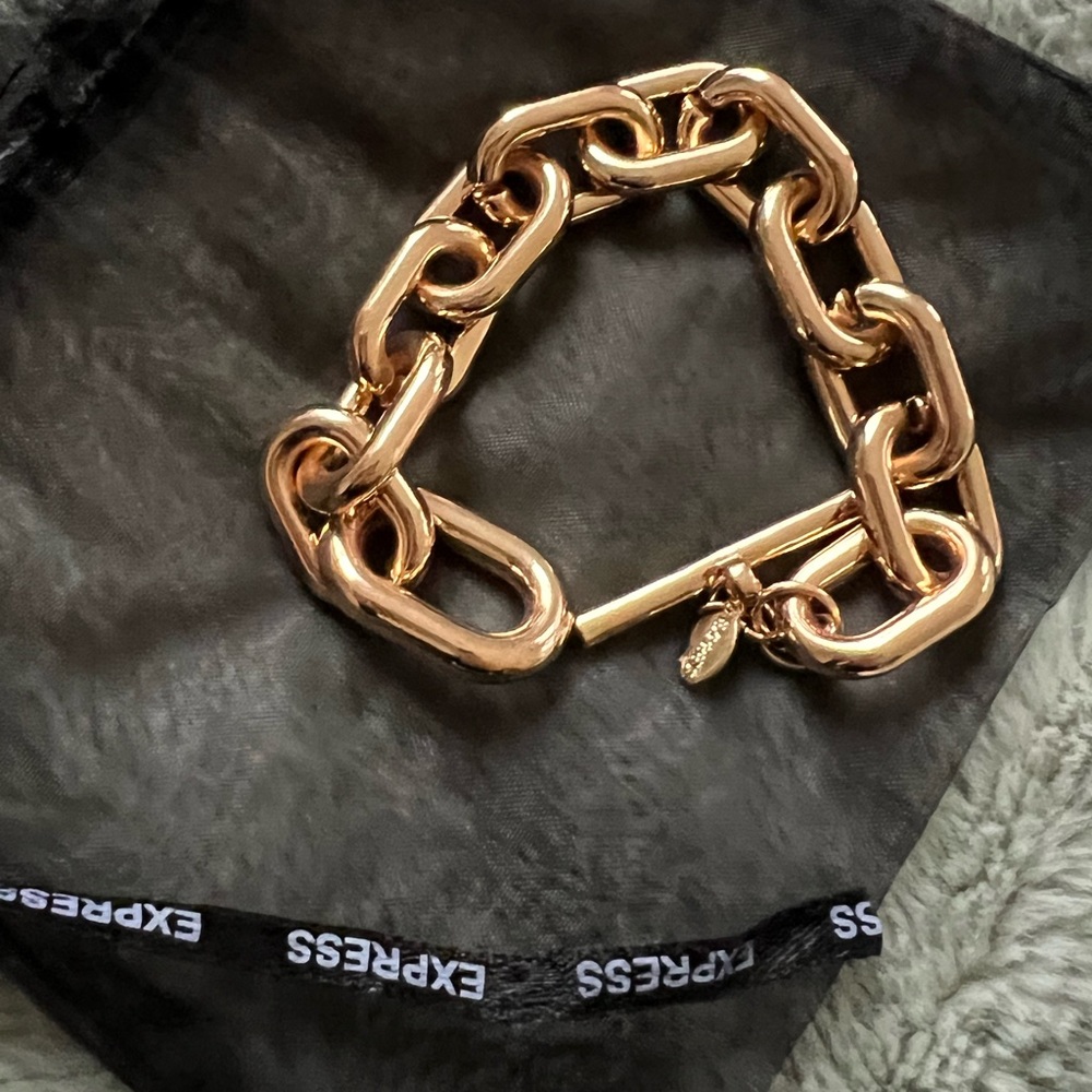 Express chain link bracelet